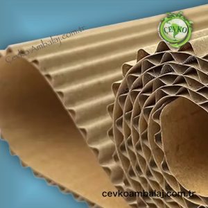 Oluklu Mukavva Ondüle Rulo Karton, dayanıklı ve hafif yapısıyla taşınması ve depolanması için ideal bir ambalaj çözümü.